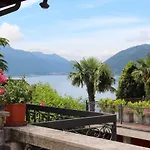 Barony Romantic-residence * لوغانو