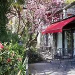 Barony Romantic-residence