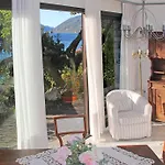 Barony Romantic-residence لوغانو