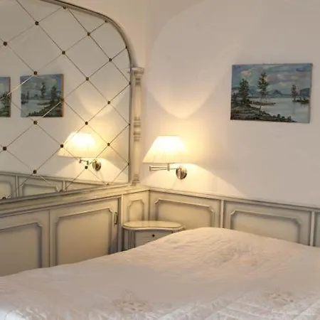 Апартаменти Barony Romantic-residence