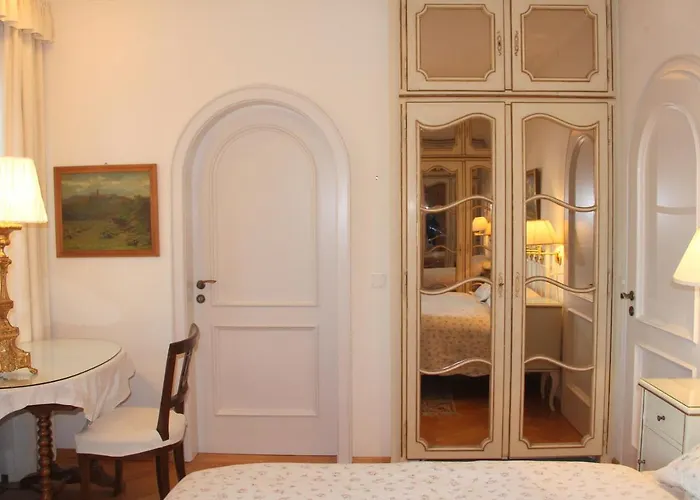 Barony Romantic-residence ルガーノ