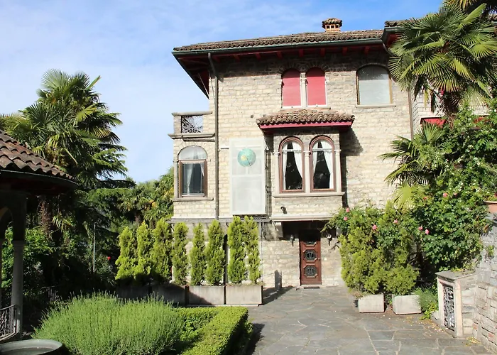 Barony Romantic-residence