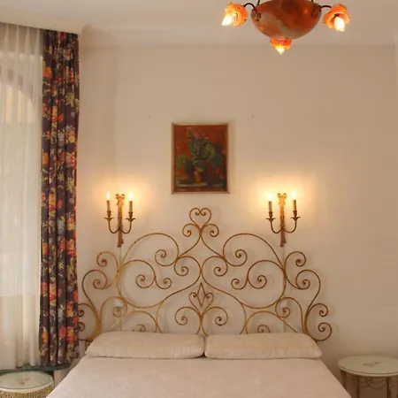 Barony Romantic-residence